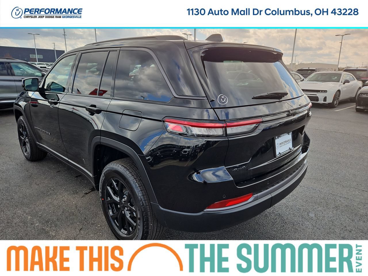 New 2026 Jeep Grand Cherokee Altitude AWD/4WD image 5