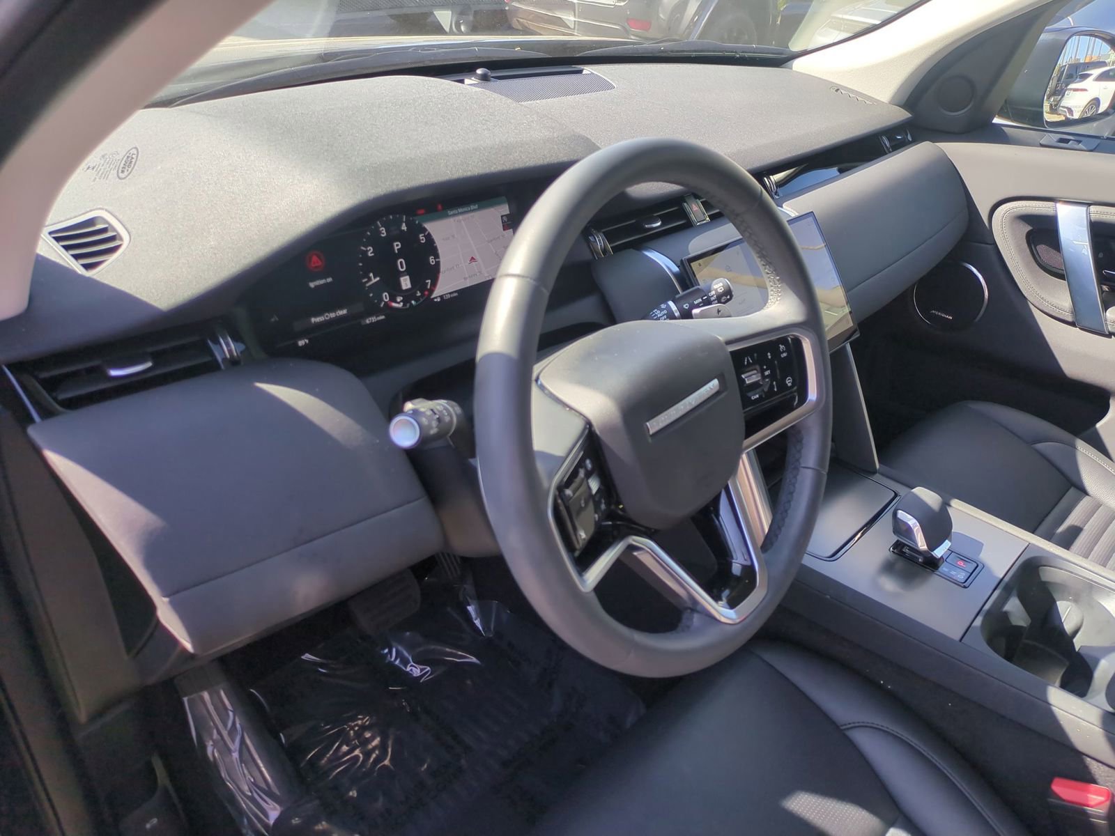 Certified 2024 Land Rover Discovery Sport S image 16