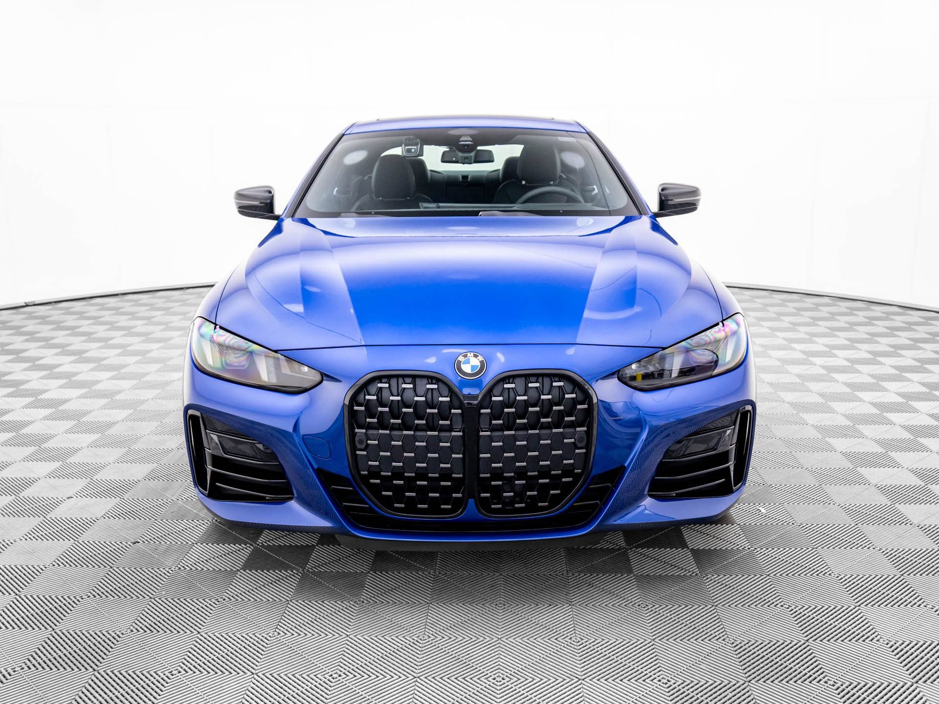 Used 2025 BMW 430i xDrive Coupe w/ M Sport Package AWD/4WD image 9