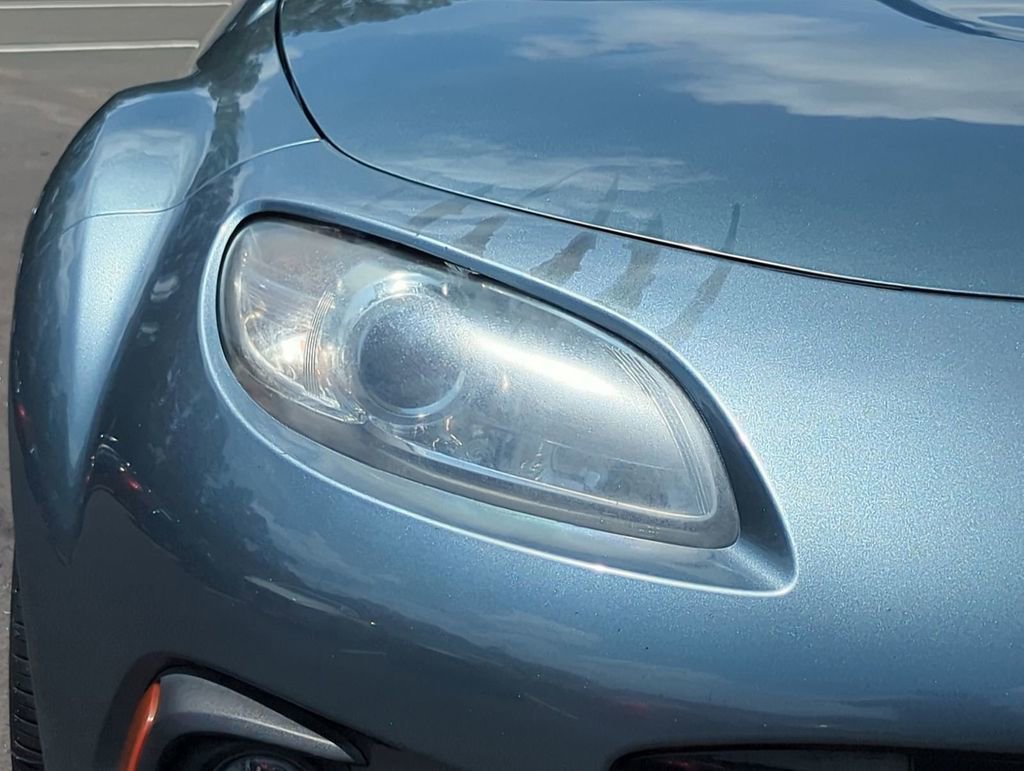 Used 2013 MAZDA MX-5 Miata Grand Touring w/ Premium Pkg RWD image 9