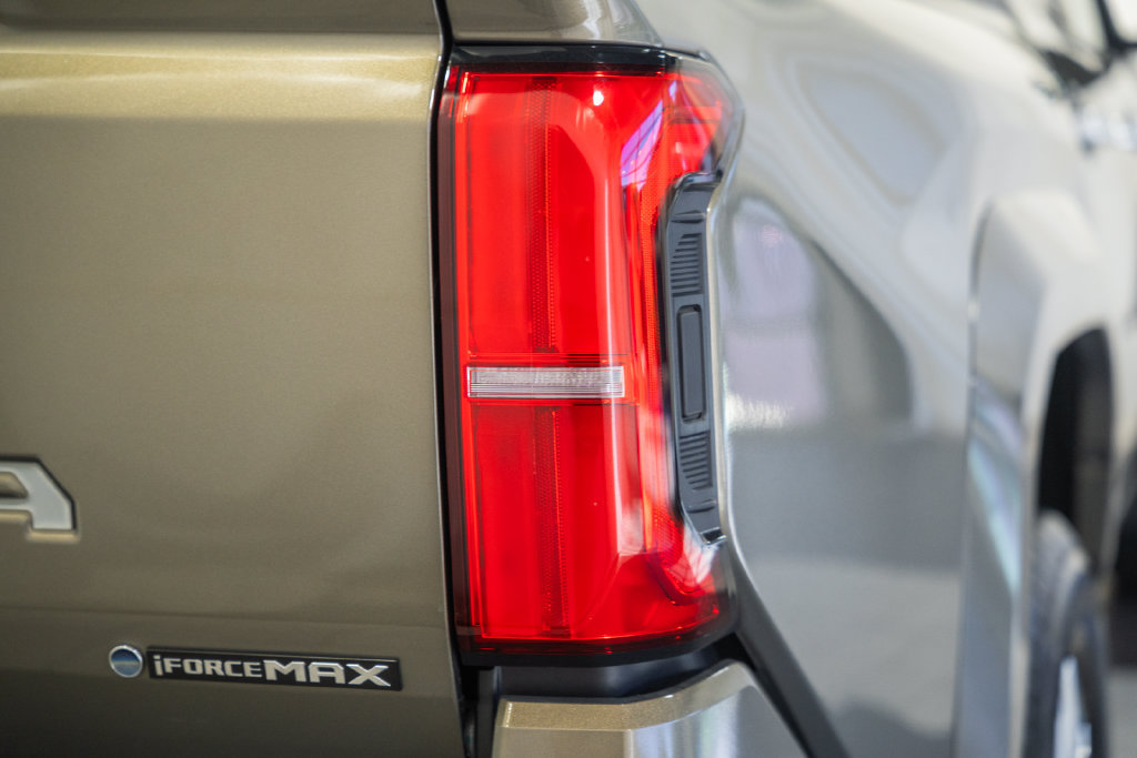 Used 2025 Toyota Tacoma Limited AWD/4WD image 6
