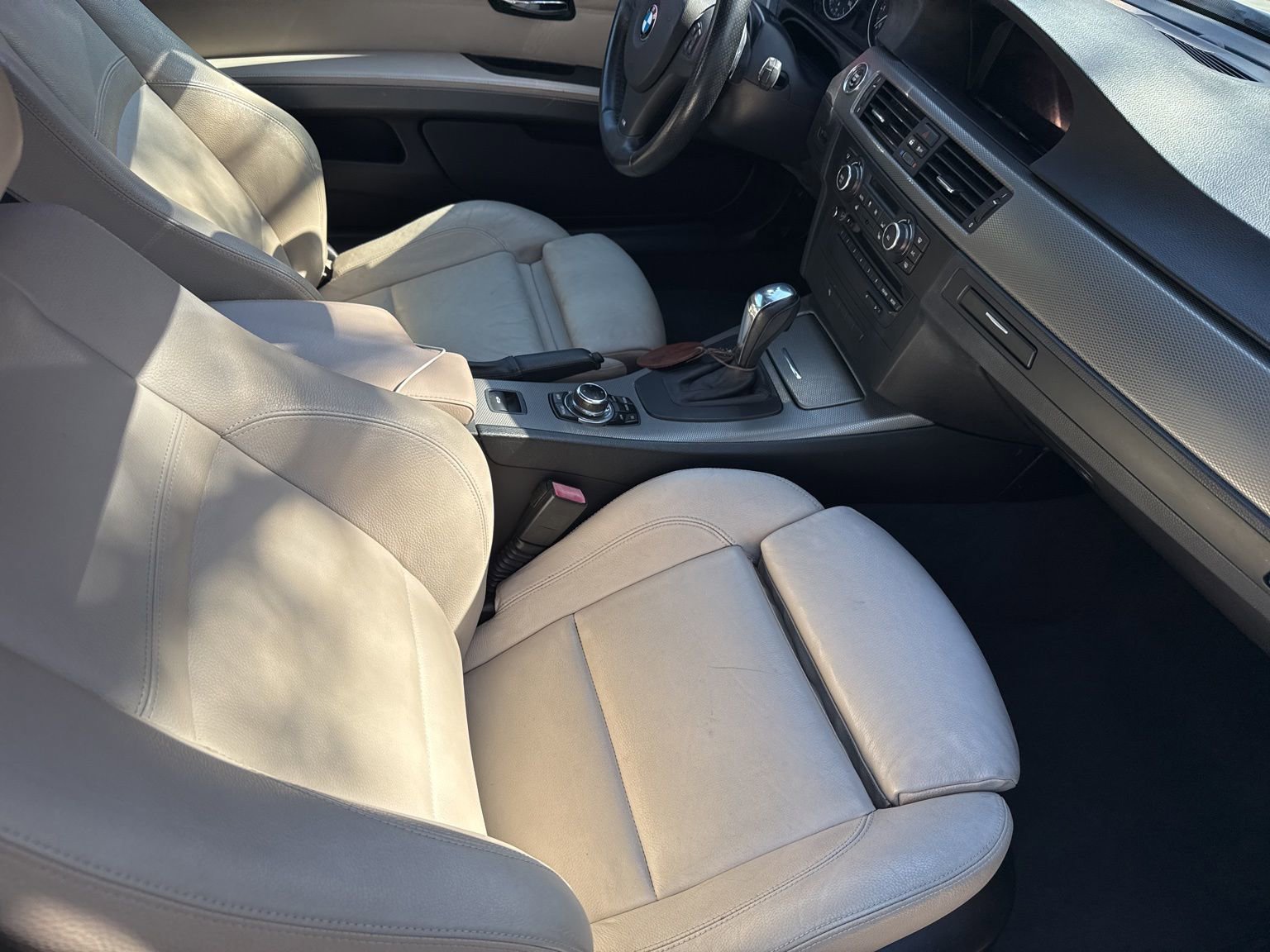 Used 2013 BMW 328i Convertible image 9