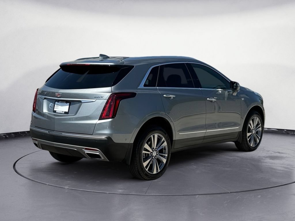 Used 2024 Cadillac XT5 Premium Luxury w/ Technology Package FWD image 7