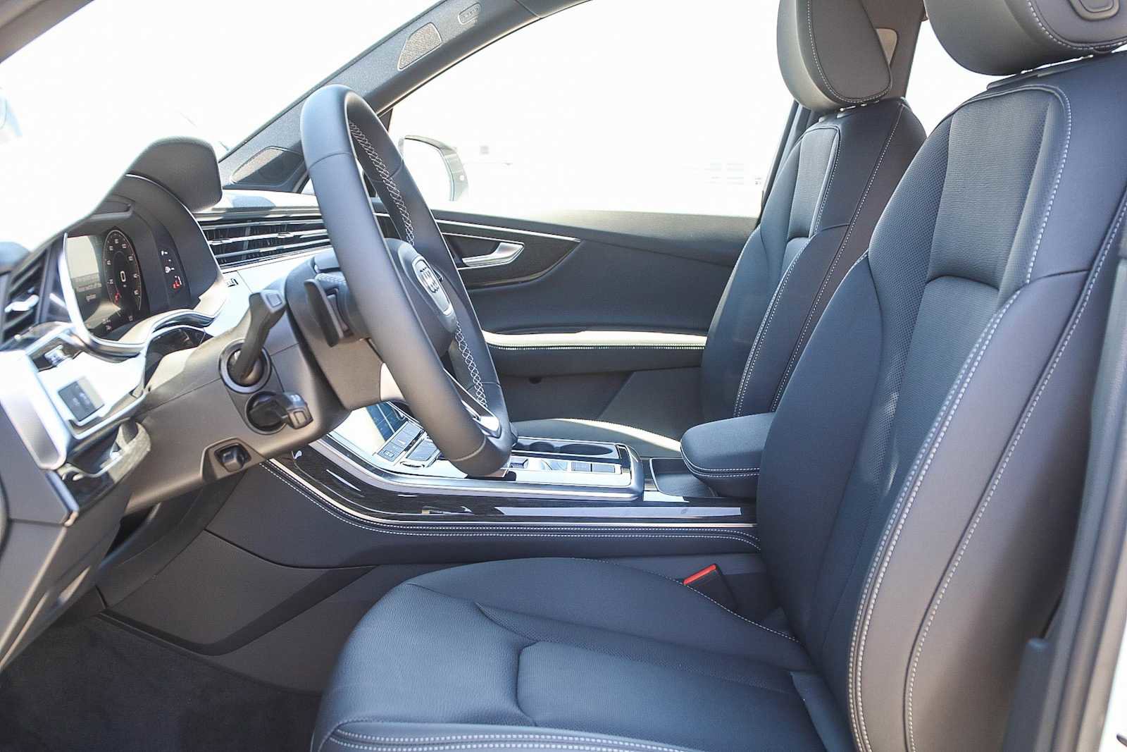 Used 2025 Audi Q7 3.0T Premium Plus image 18