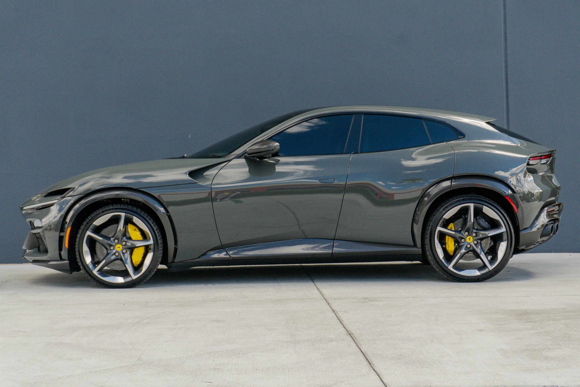 Used 2024 Ferrari Purosangue AWD/4WD image 2