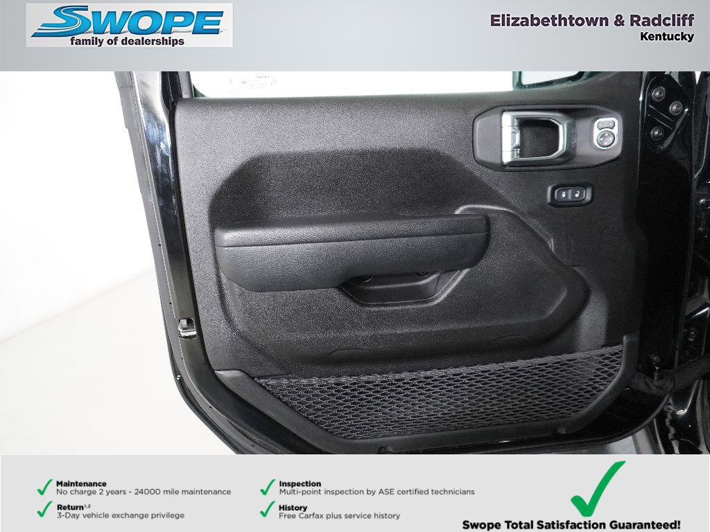 Used 2024 Jeep Wrangler Rubicon image 13