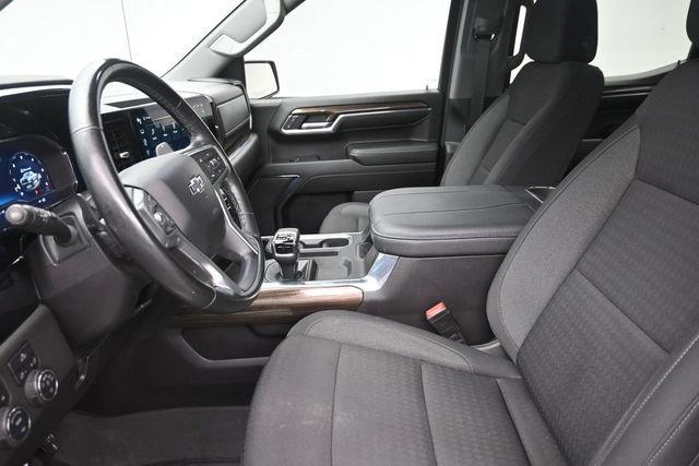 Used 2024 Chevrolet Silverado 1500 LT Trail Boss w/ Protection Package AWD/4WD image 16