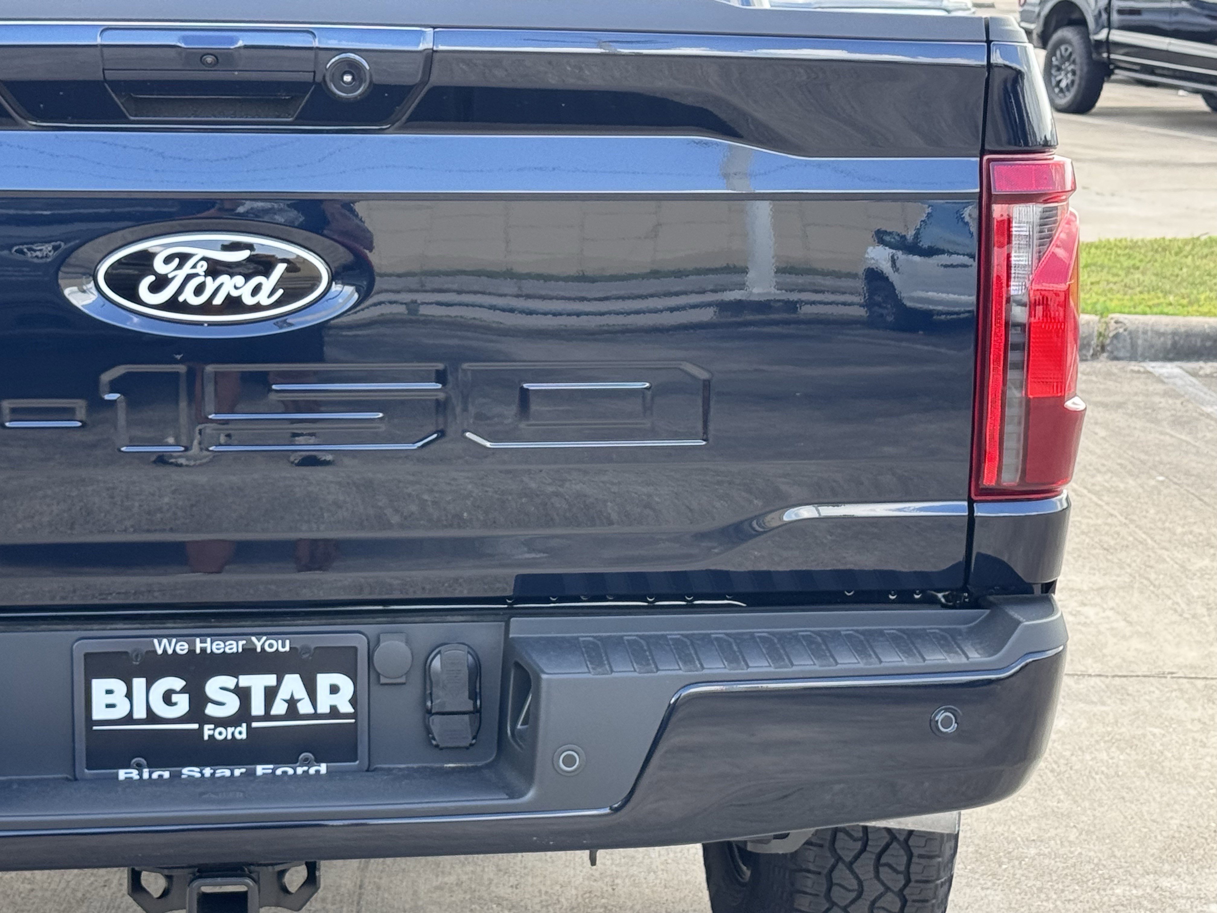 New 2026 Ford F150 XLT w/ Equipment Group 302A MID AWD/4WD image 7