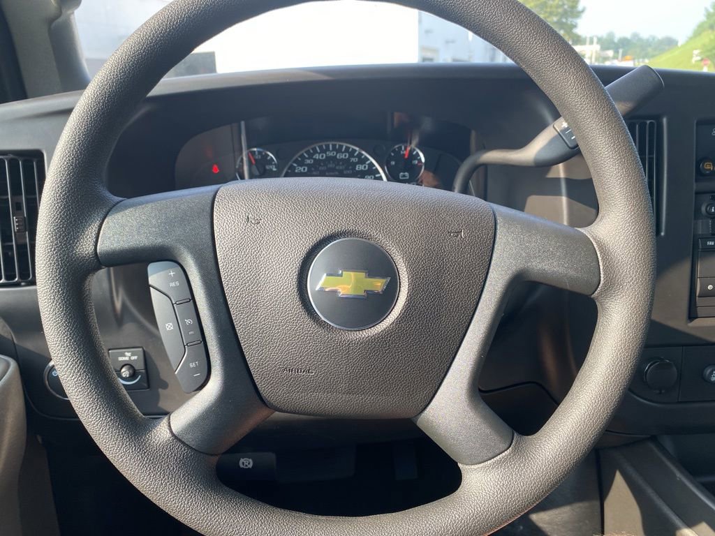 New 2025 Chevrolet Express 3500 w/ Driver Convenience Package RWD image 26
