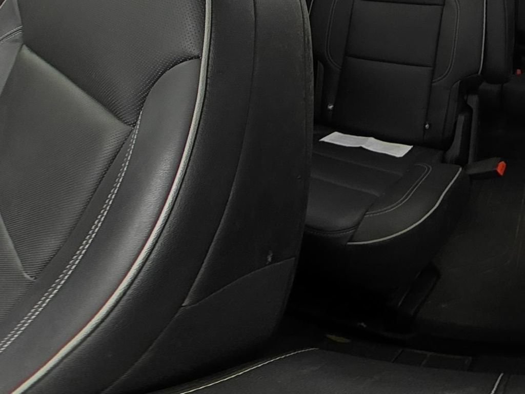 Used 2020 Chevrolet Traverse High Country w/ LPO, Floor Liner Package AWD/4WD image 12