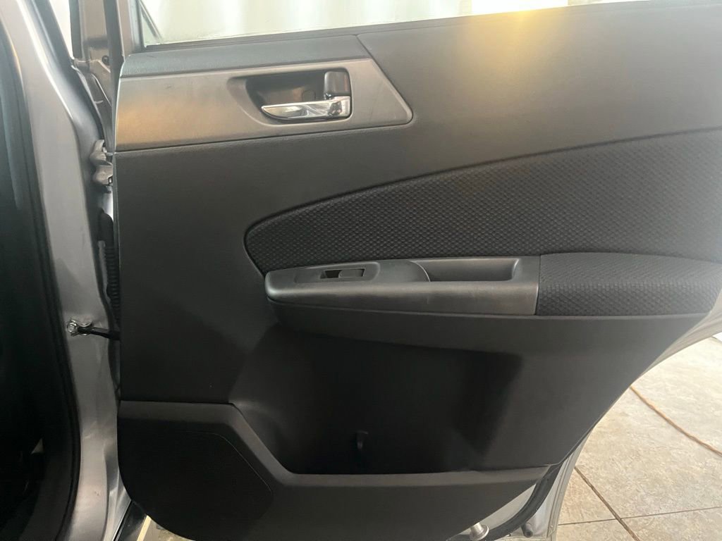 Used 2012 Subaru Forester 2.5X Premium w/ All-Weather Pkg image 24