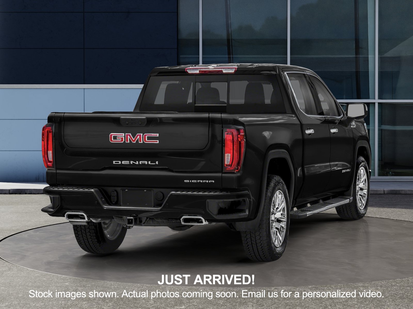 Used 2021 GMC Sierra 1500 Denali w/ Technology Package RWD image 2