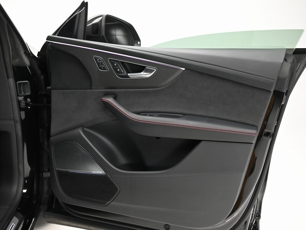 Used 2023 Audi RS Q8 4.0T image 19