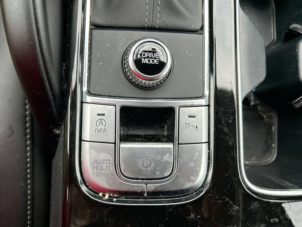 Used 2024 Kia Telluride LX FWD image 35