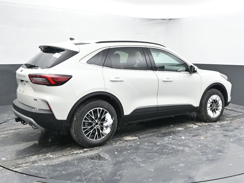 New 2026 Ford Escape Base w/ Class II Trailer Tow Package image 10