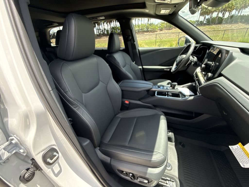 New 2026 Lexus TX 350 AWD image 16