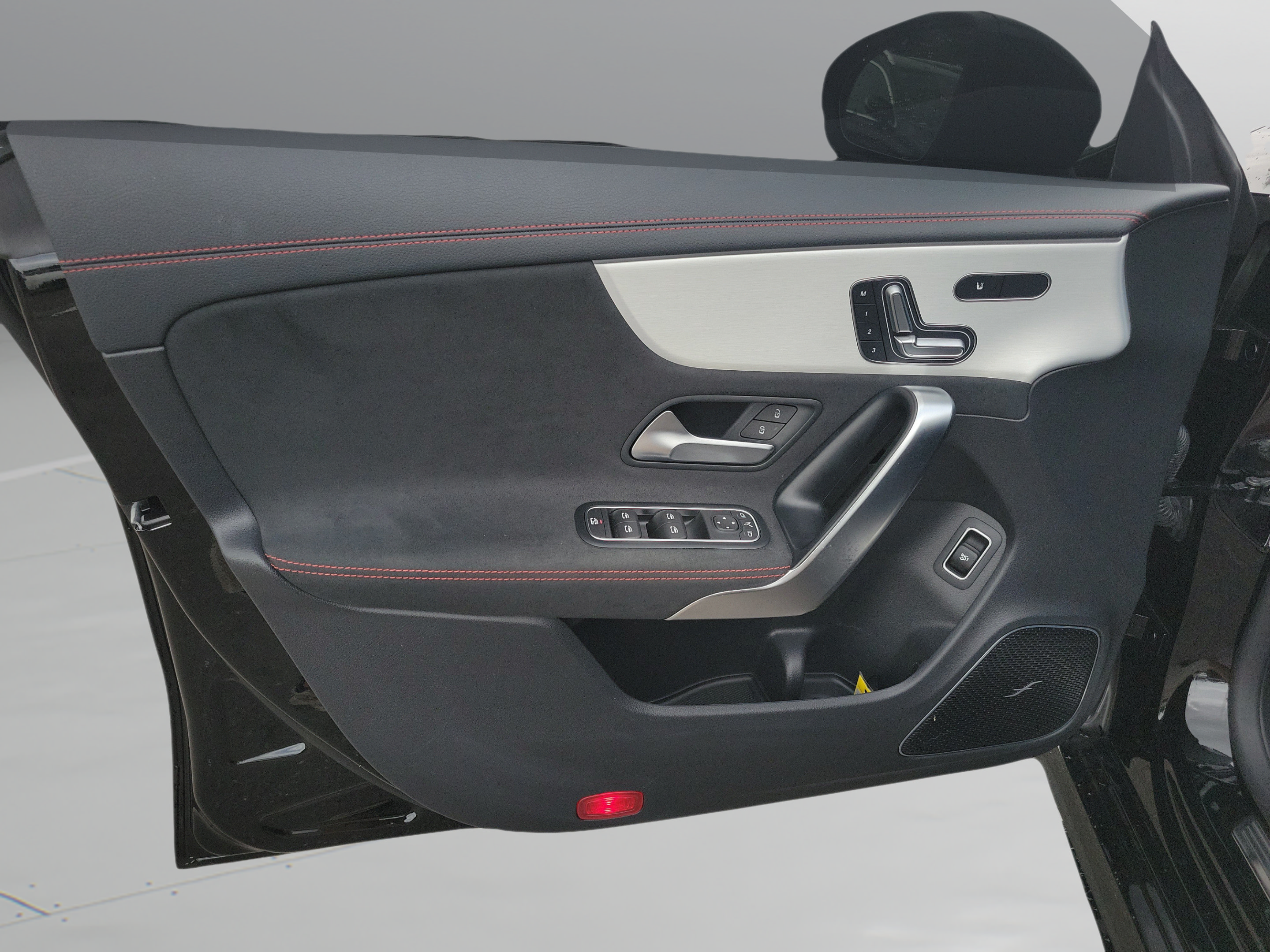 Certified 2025 Mercedes-Benz CLA 35 AMG 4MATIC image 16