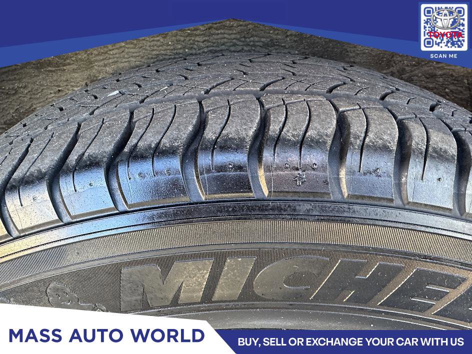 Used 2010 Toyota RAV4 Limited image 5