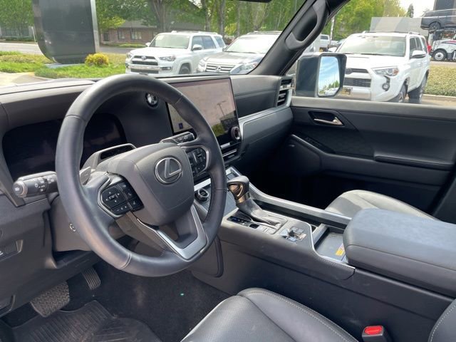 Used 2024 Lexus GX 550 AWD/4WD image 13