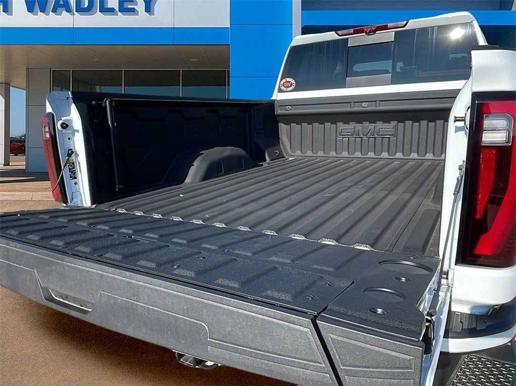 New 2025 GMC Sierra 2500 Denali w/ Denali Reserve Package image 11