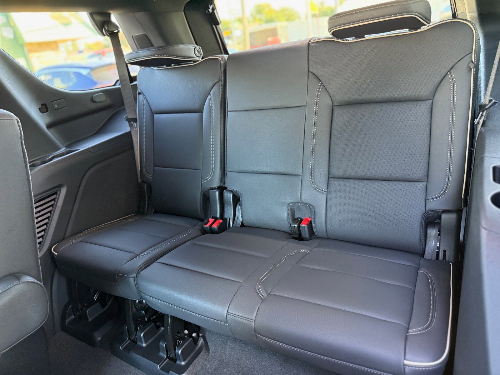 New 2026 GMC Yukon Elevation w/ Elevation Premium Package image 15