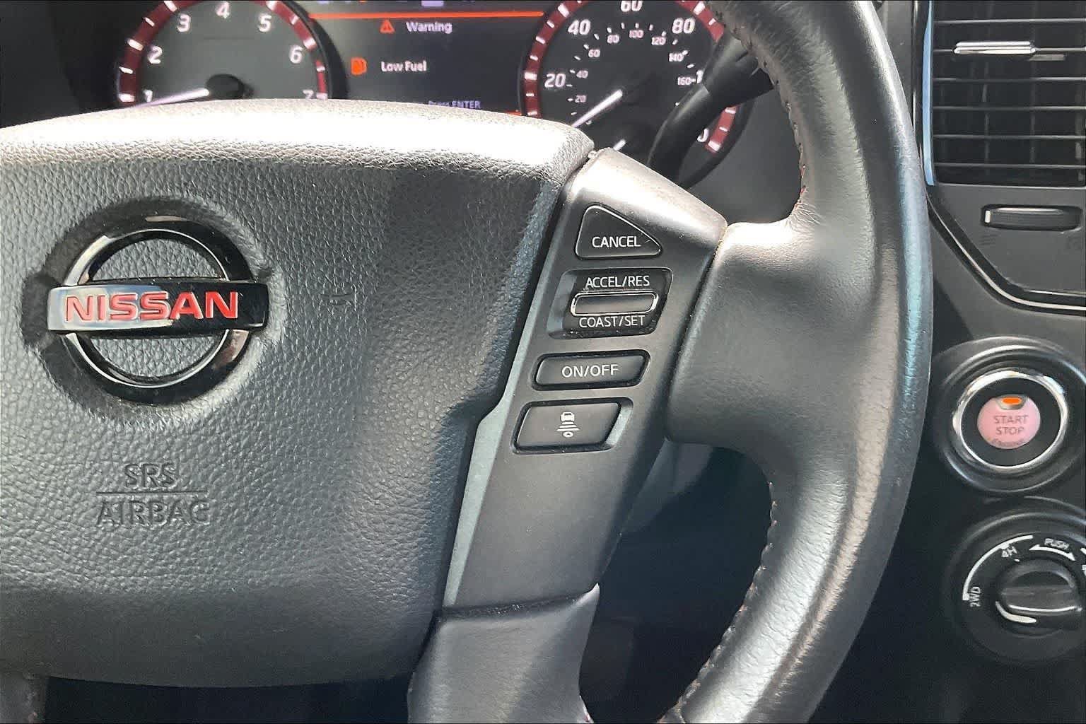 Used 2021 Nissan Titan PRO-4X w/ Pro-4x Convenience Package AWD/4WD image 25