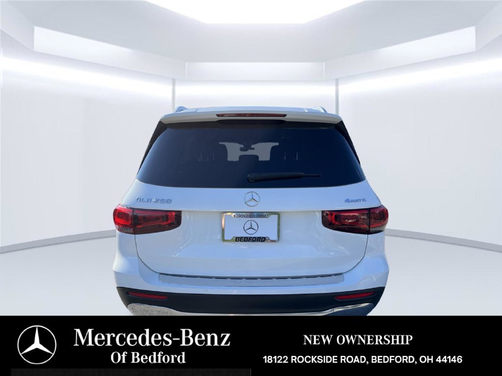 Used 2020 Mercedes-Benz GLB 250 4MATIC image 4