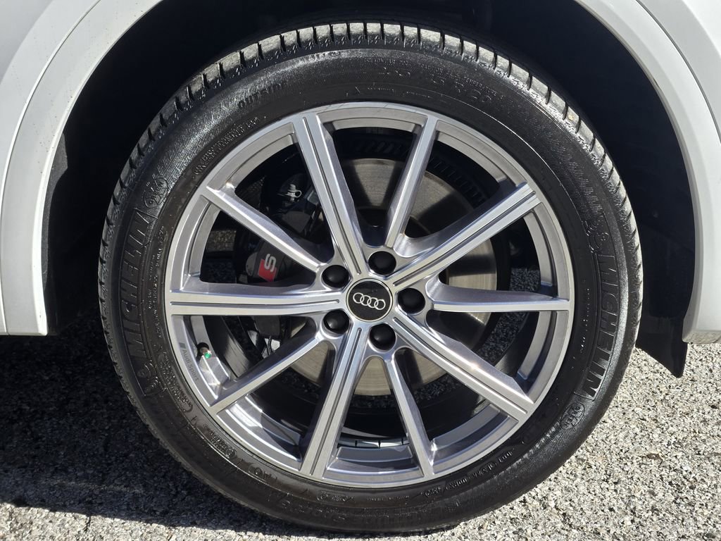 Certified 2023 Audi SQ5 Premium Plus w/ Premium Plus Package image 15