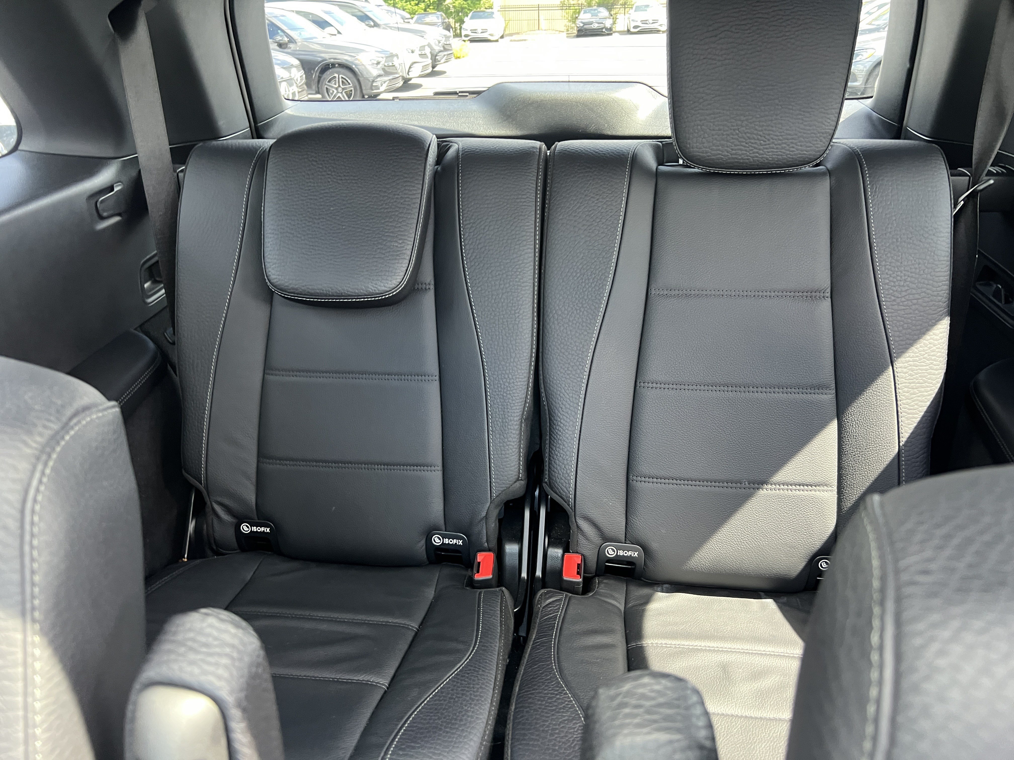 Certified 2025 Mercedes-Benz GLS 450 4MATIC image 33
