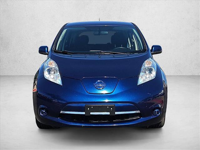 Used 2017 Nissan Leaf SV FWD image 2