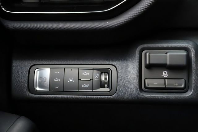 Used 2024 Chevrolet Silverado EV RST image 8