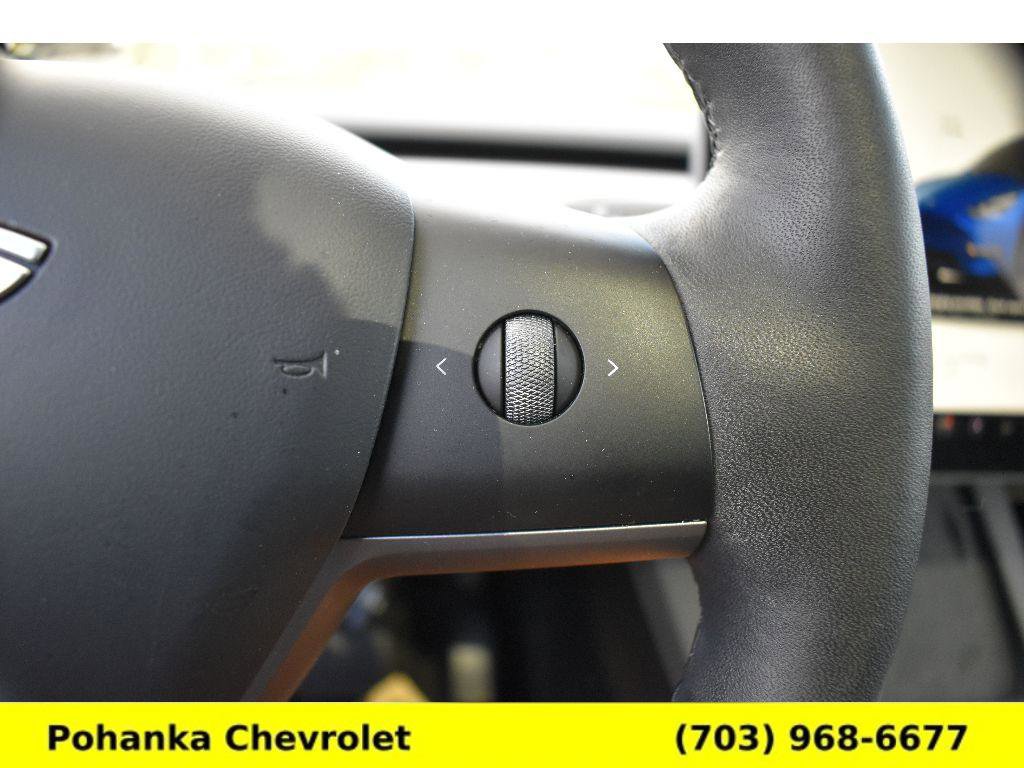 Used 2025 Tesla Model Y Long Range AWD/4WD image 12