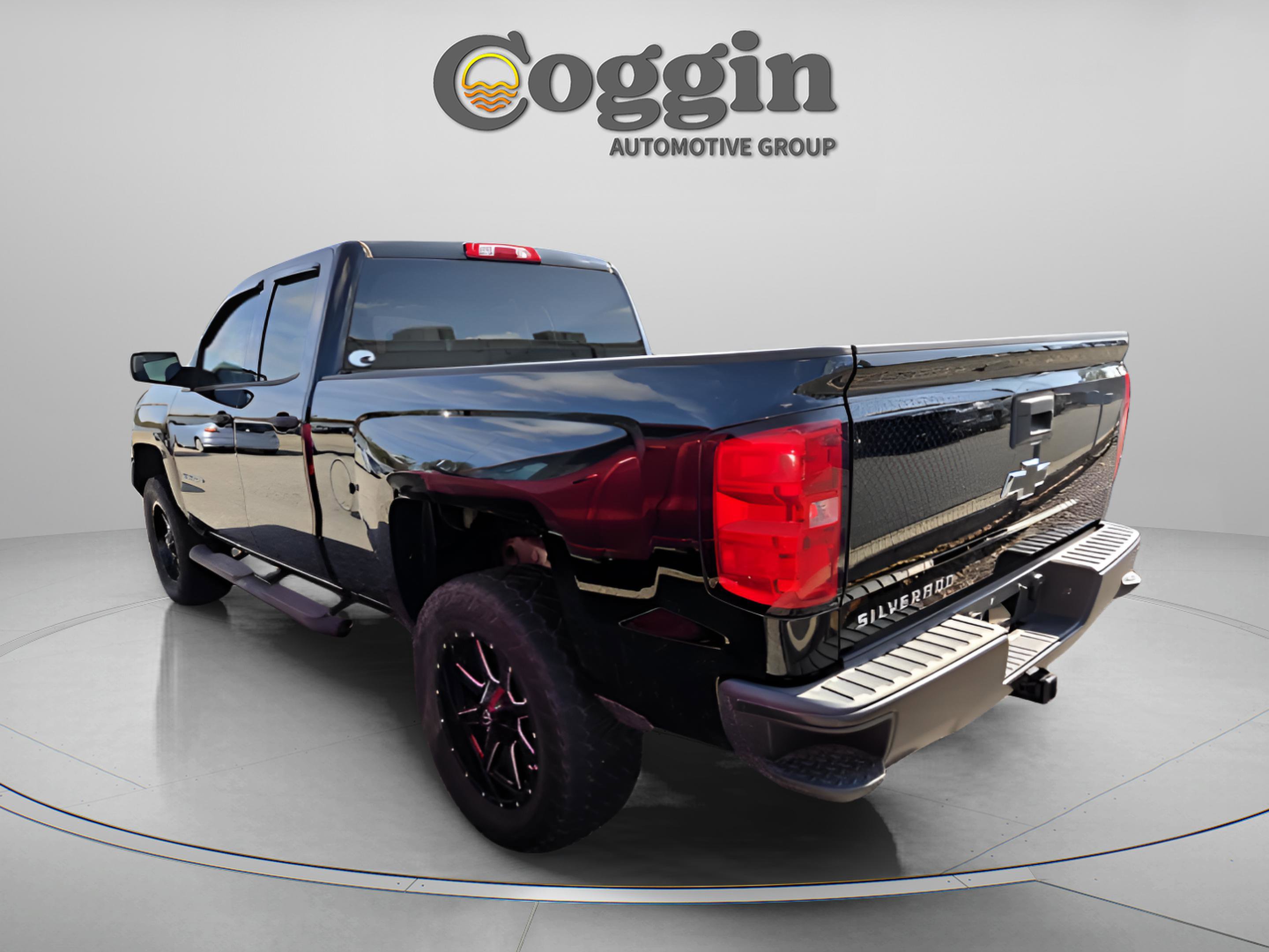 Used 2017 Chevrolet Silverado 1500 W/T w/ Black Out Edition image 2