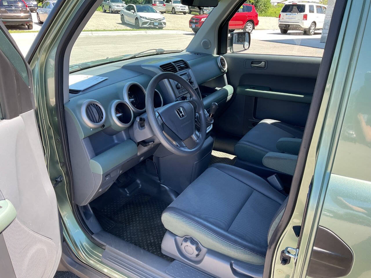 Used 2004 Honda Element EX image 14