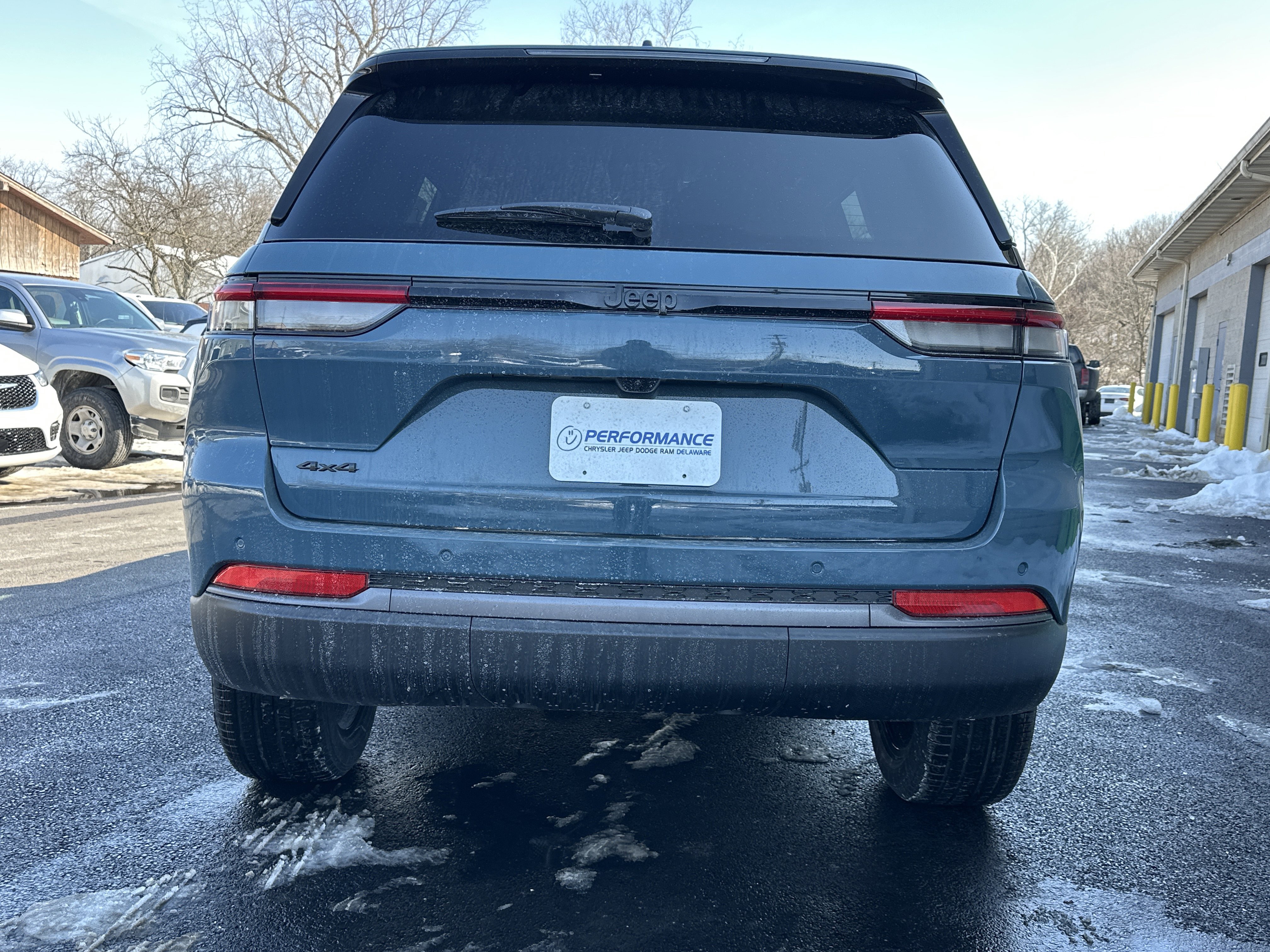 New 2026 Jeep Grand Cherokee Limited w/ Limited Altitude Package image 17