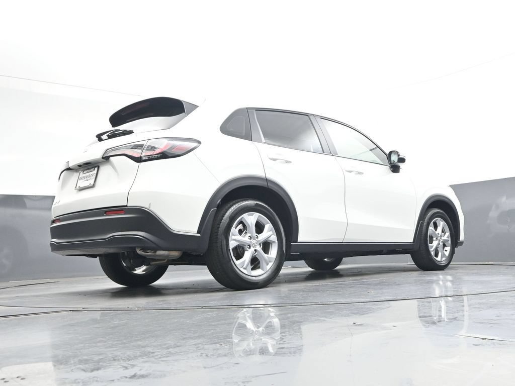 Used 2025 Honda HR-V LX image 36