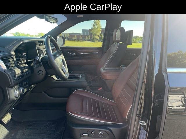 Used 2024 GMC Yukon XL Denali Ultimate AWD/4WD image 10