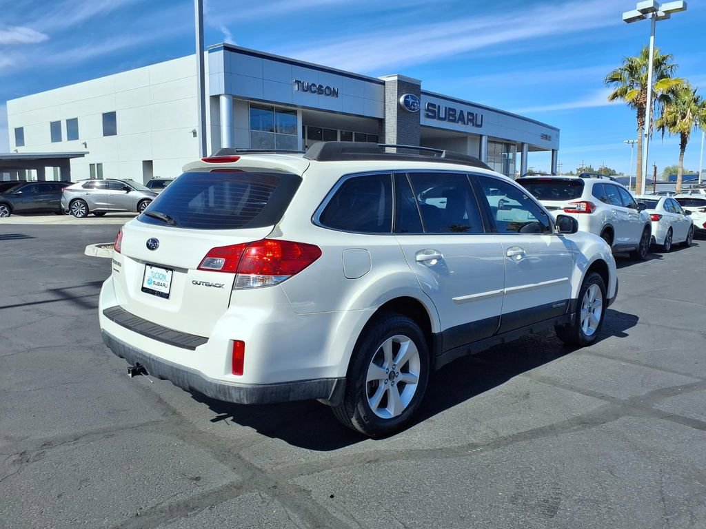 Used 2014 Subaru Outback 2.5i w/ Alloy Wheel Package image 11
