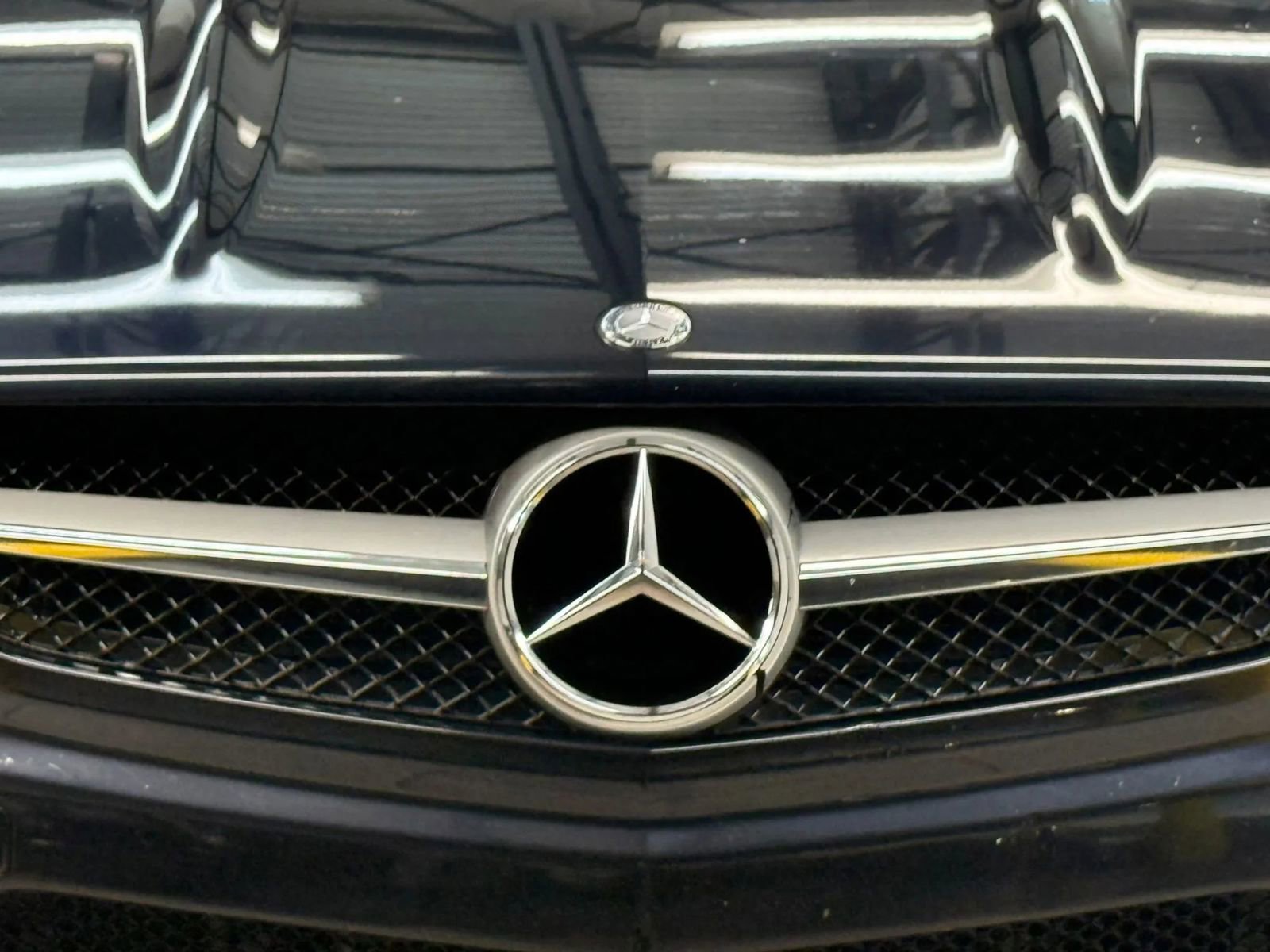 Used 2009 Mercedes-Benz SL 550 w/ Premium I Pkg image 5