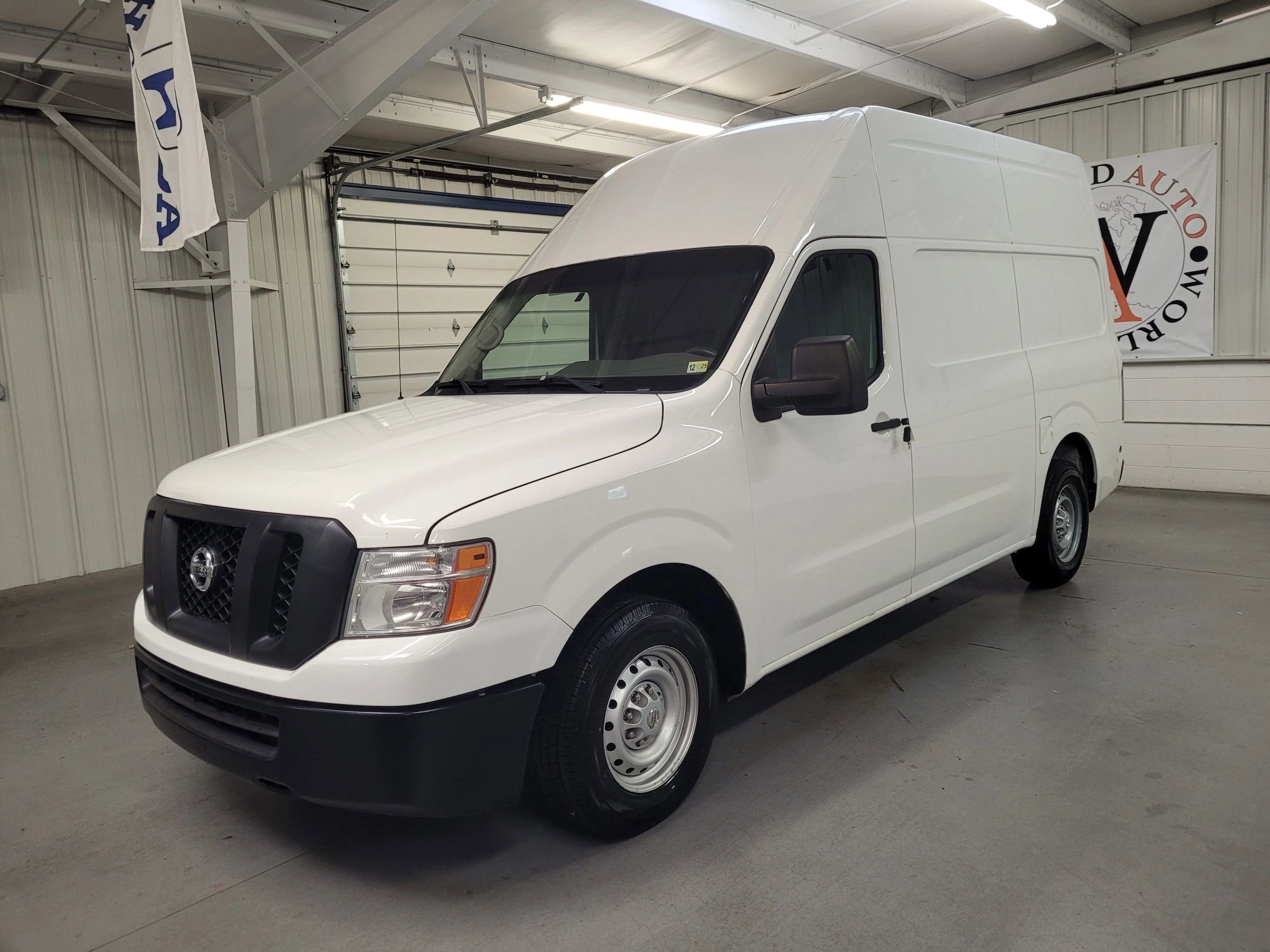 Used 2019 Nissan NV 2500 S image 2
