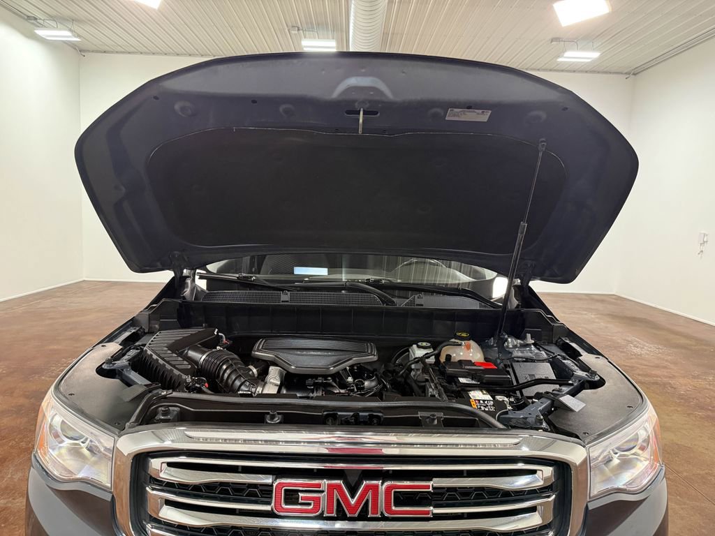 Used 2019 GMC Acadia SLE image 19