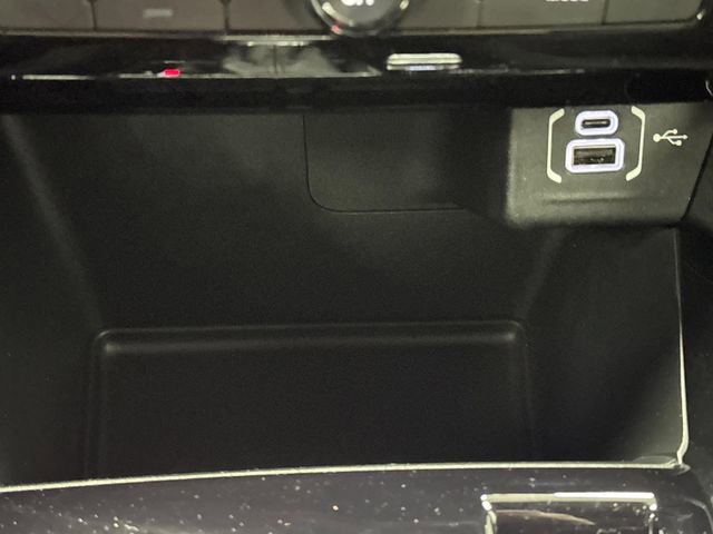 Used 2024 Jeep Compass Limited image 22