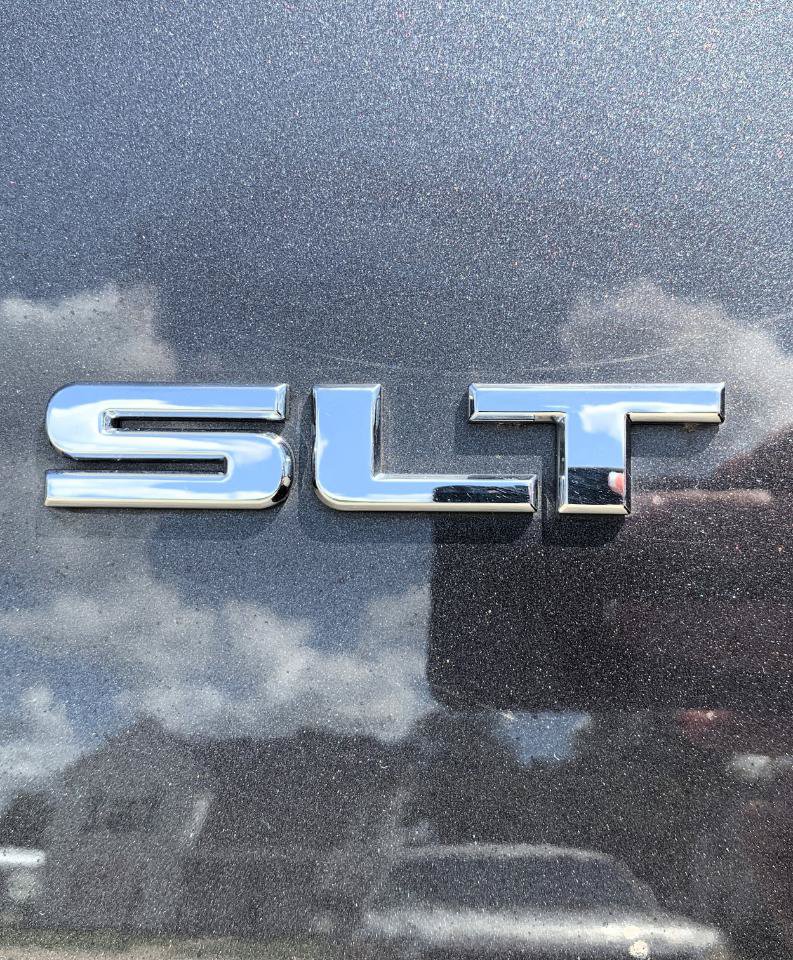 Used 2013 GMC Acadia SLT FWD image 48