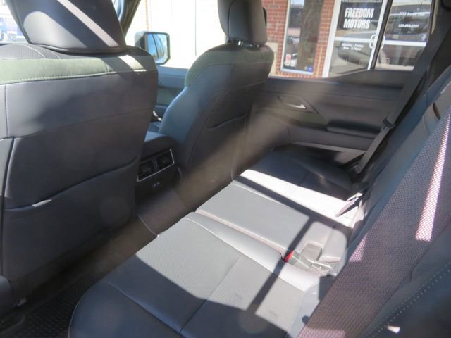 Used 2024 Lexus GX 550 Overtrail image 19