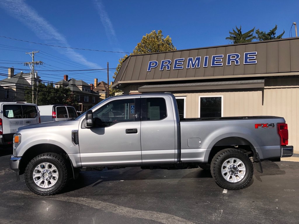 Used 2020 Ford F250 XLT w/ XLT Value Package AWD/4WD image 3