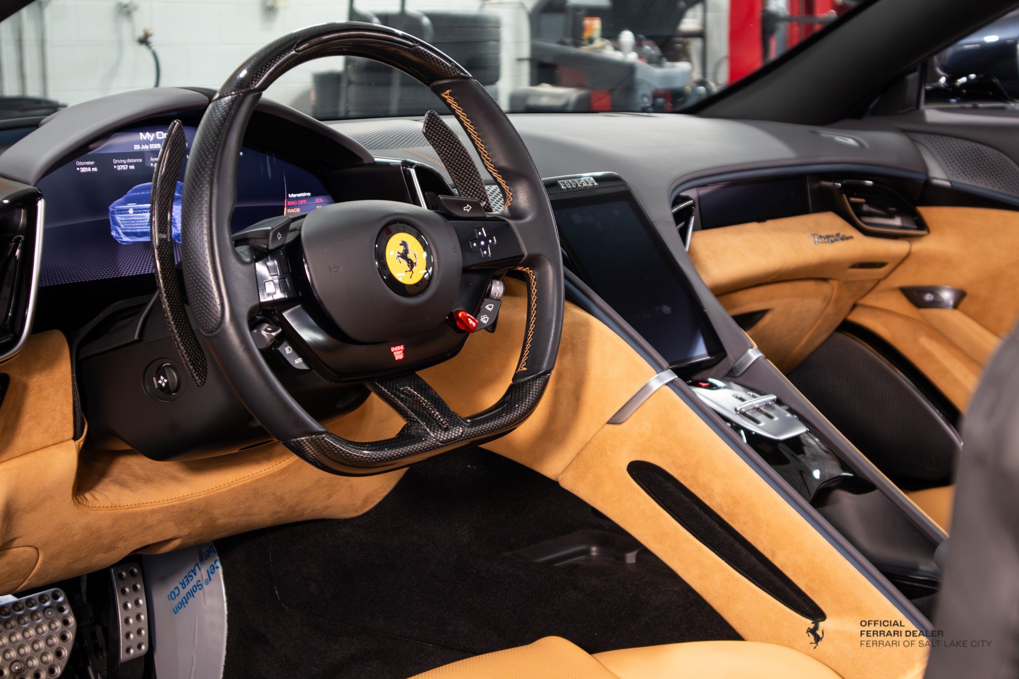 Used 2025 Ferrari Roma Spider RWD image 13