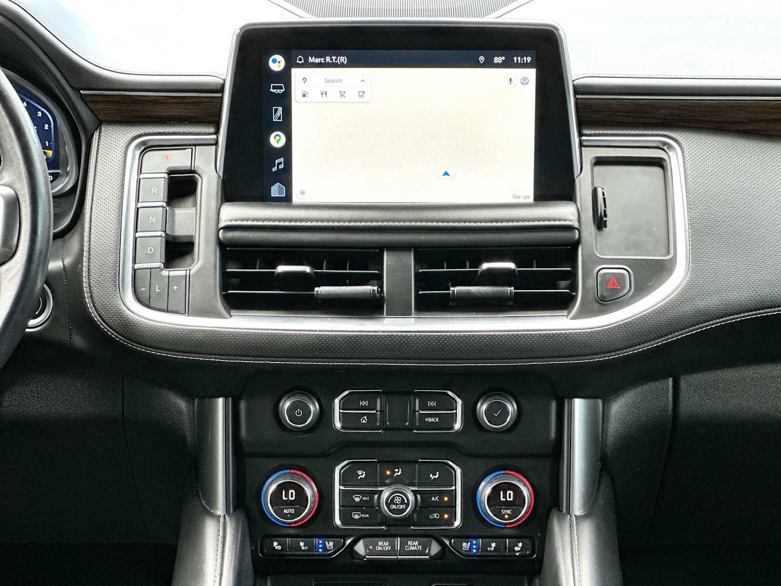 Used 2022 Chevrolet Suburban Premier AWD/4WD image 26