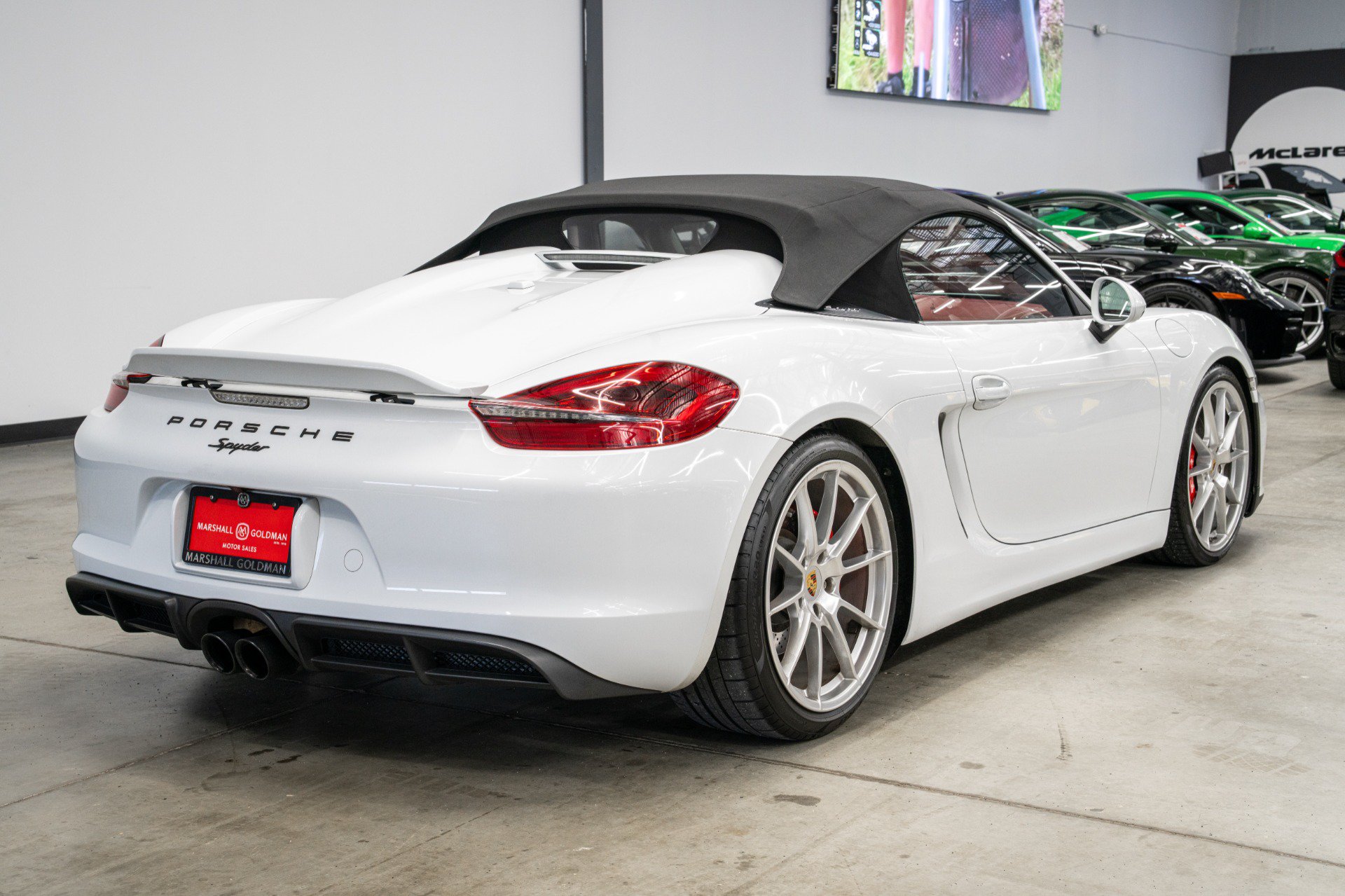 Used 2016 Porsche Boxster Spyder RWD image 9