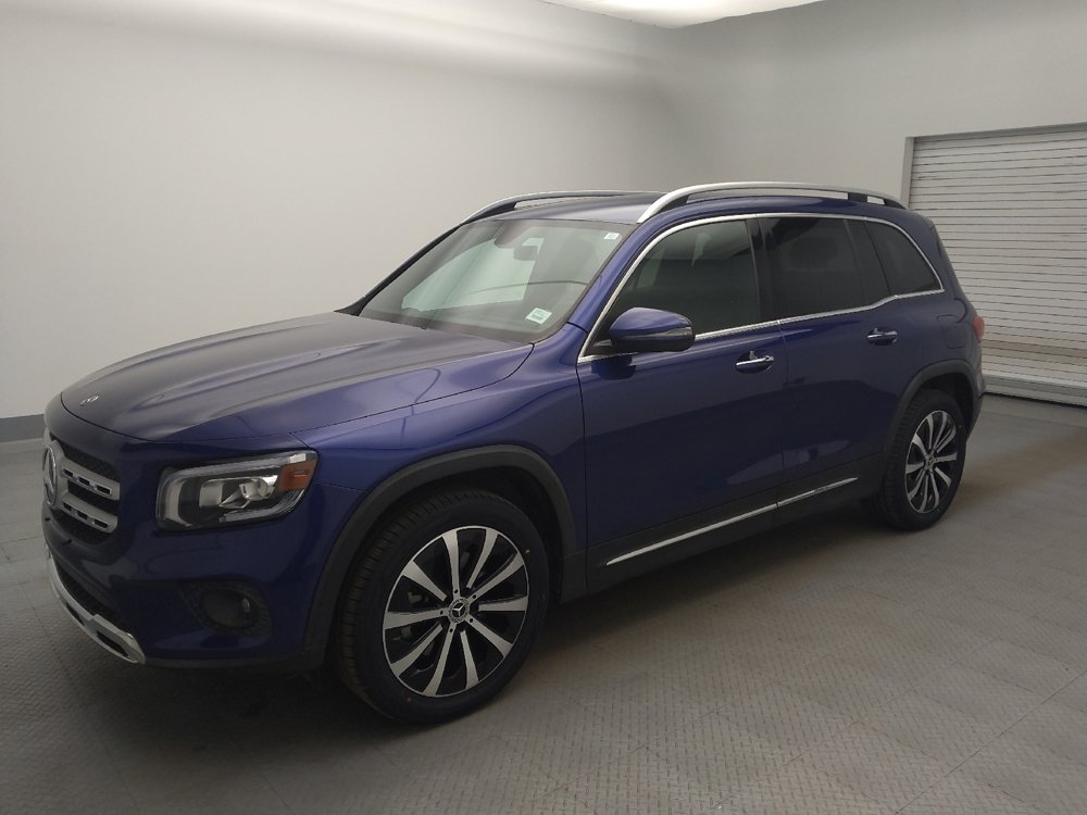 Used 2021 Mercedes-Benz GLB 250 w/ Premium Package image 2