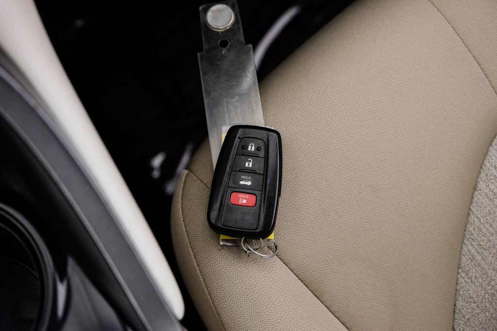 Used 2018 Toyota Camry LE w/ Audio Package image 61